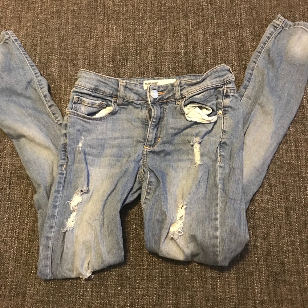 Garage distressed jeans